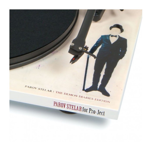 Pro-Ject Art Essential II White Demon OM5e