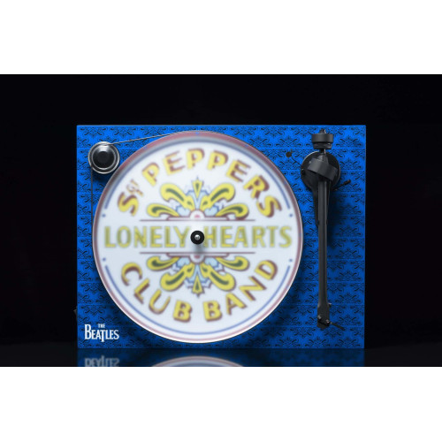 Pro-Ject Art Essential III Sgt. Pepper OM10