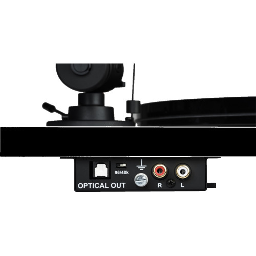 Pro-Ject Essential III Digital OM10 Piano