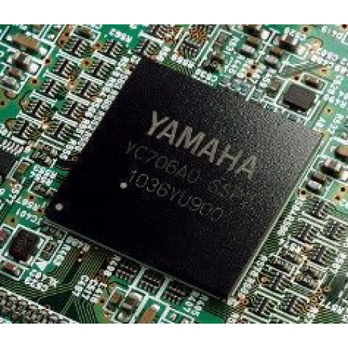 Yamaha CD-S2100 Silver/Piano Black