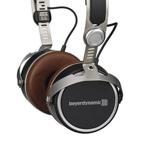 Beyerdynamic Aventho wired brown