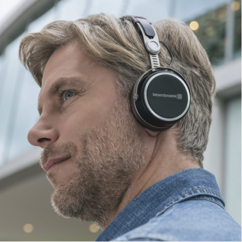 Beyerdynamic Aventho wireless black