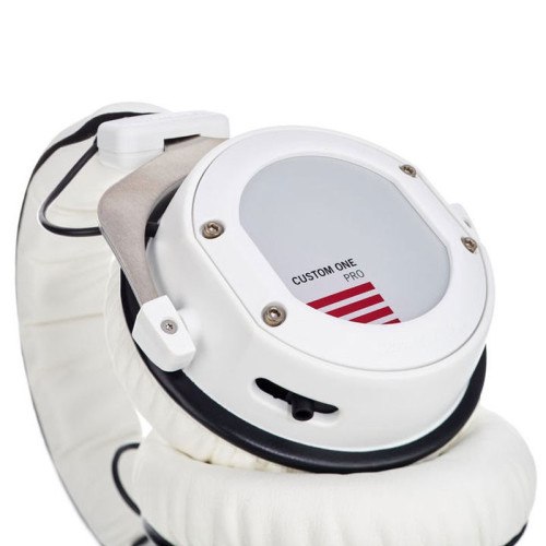 Beyerdynamic CUSTOM ONE PRO PLUS white 16 ohms