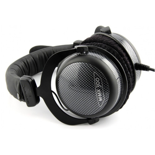 Beyerdynamic MMX 300