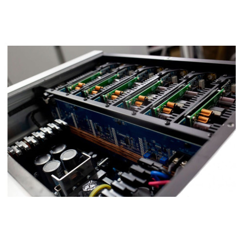 NAD M28 Seven Channel Power Amplifier