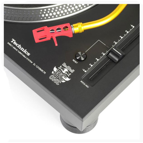Technics SL-1210MK7 Red Bull Black 
