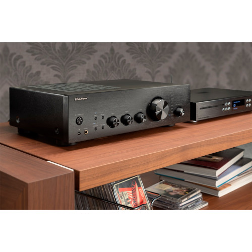 Pioneer A-40AE Black