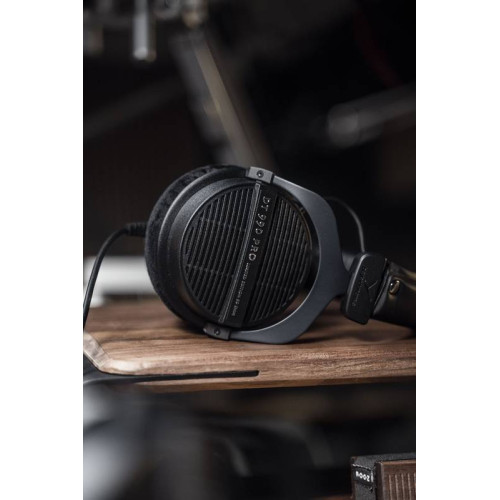 Beyerdynamic DT 990 PRO LB 80 ohms