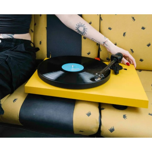 Pro-Ject Debut EVO 2 Pick It MM EVO Satin Golden Yellow